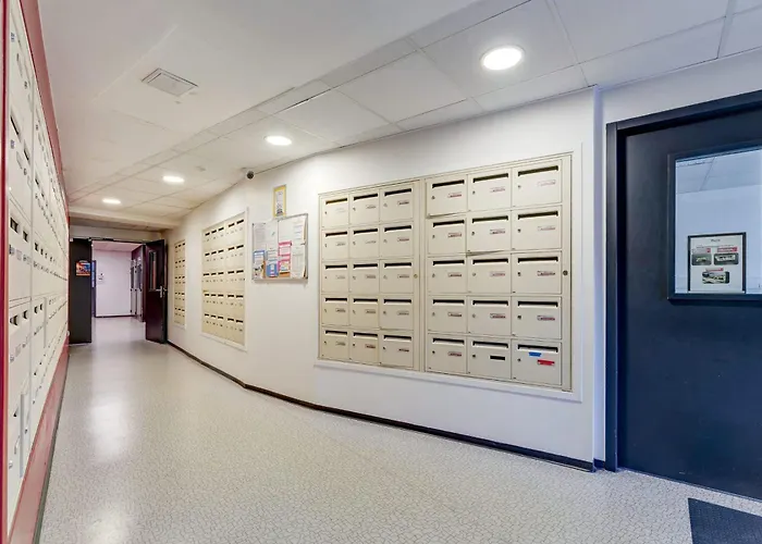 28 - Le Lokup - Wifi - Proche Tram Апартаменты